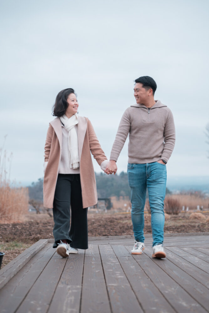 Family photo session at Oishi Park in Kawaguchiko, Japan